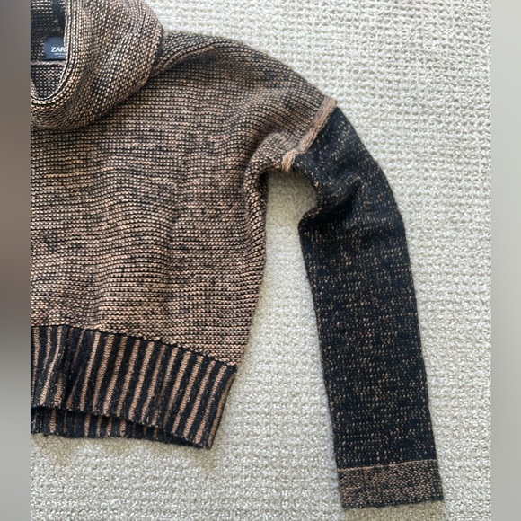 ZARA cropped turtleneck sweater - brown and black, size small - Picture 4 of 6